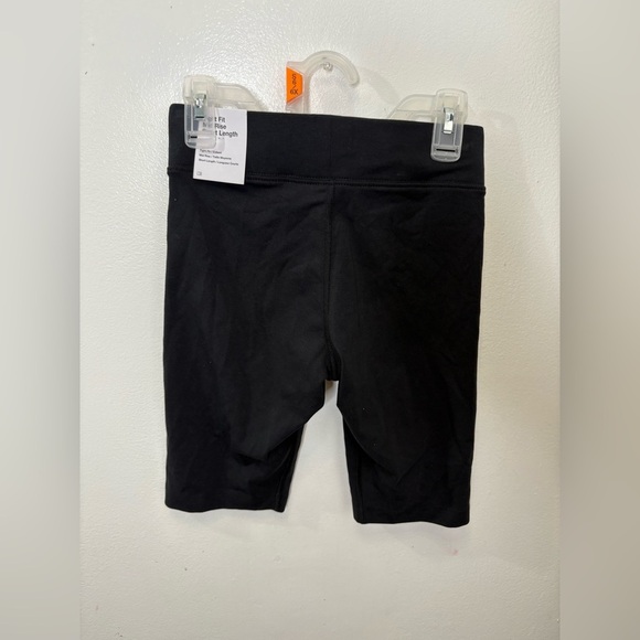Nike Tight fit mid rise short length black biker shorts size xs - Picture 5 of 7
